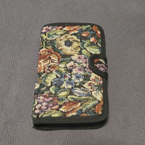 Pill Organizer - Picture 1 of 3